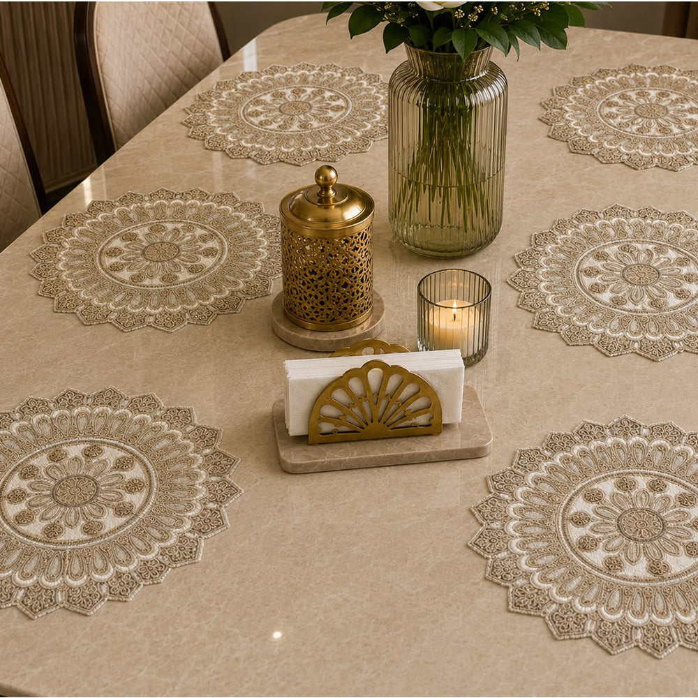 Royal Sunburst Lace Table Mat – Set of 6 (40 × 40 CM)