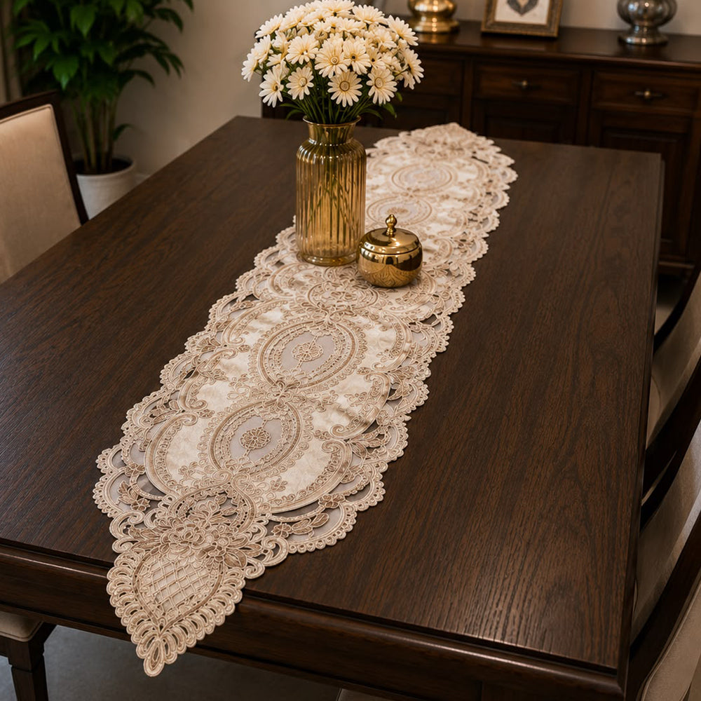 Victorian Medallion Lace Table Runner – 16 × 72 Inches